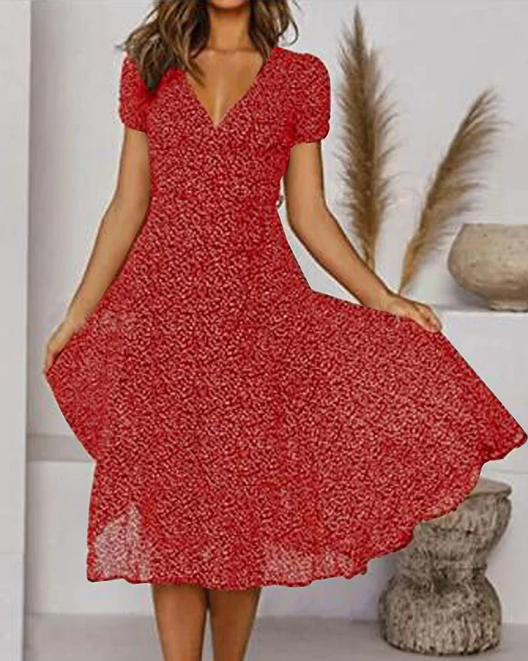 Nadège - Robe en mousseline à encolure en V et motif floral