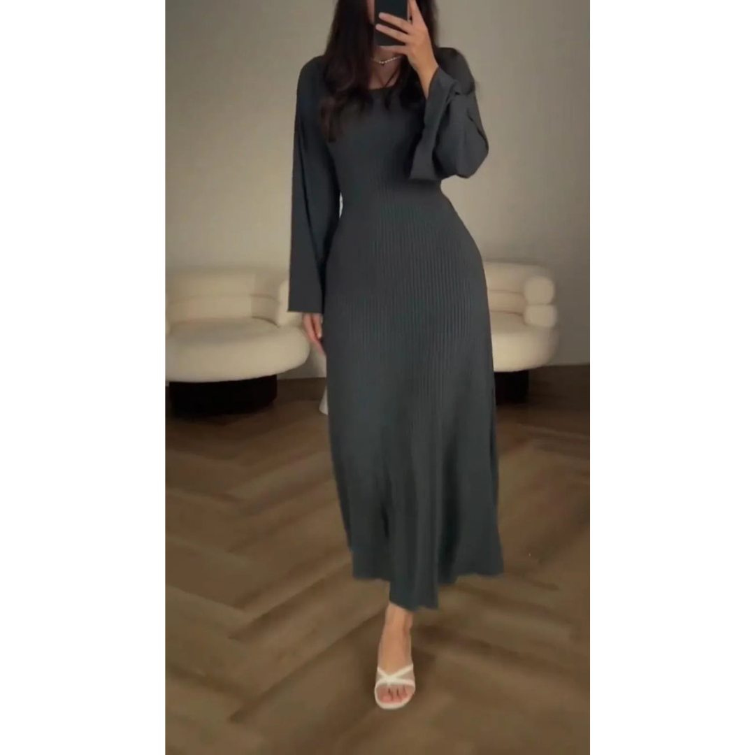Brigitte - Robe longue à manches longues