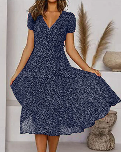 Nadège - Robe en mousseline à encolure en V et motif floral
