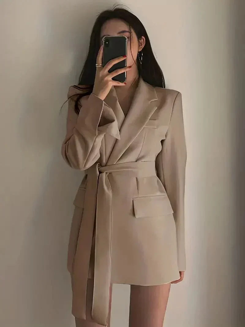 Christine - Robe Blazer Noire - Élégante Et Professionnelle