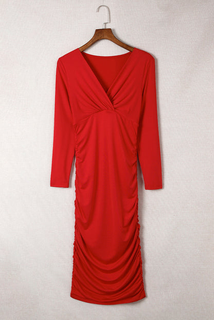 Stephanie - Robe ajustée à encolure en V